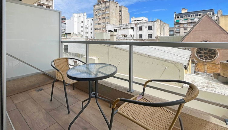 Foto 1 - San Telmo Oasis: Contemporary Luxury Studios With Pool, Security, and More