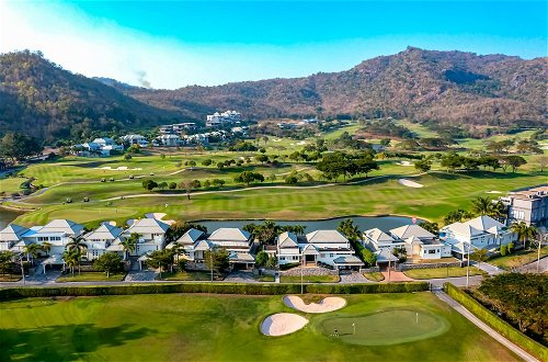 Foto 67 - High-End Villa on Golf Course -BMG3