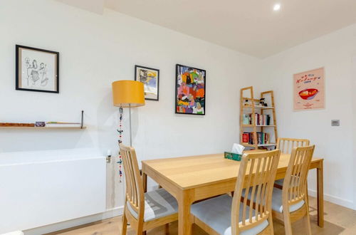 Photo 21 - Beautifully Decorated 1BD Flat - Heart of London