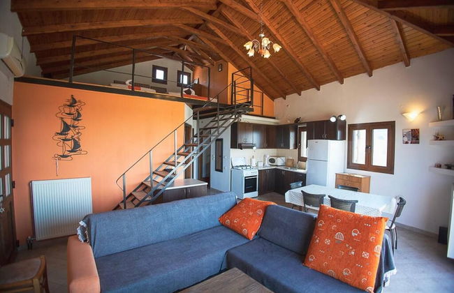 Foula House in Magnisia - Photo 8