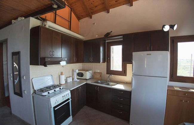 Foula House in Magnisia - Photo 10