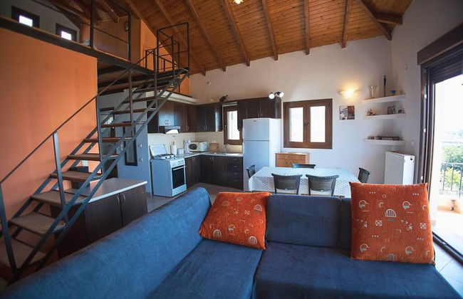 Foula House in Magnisia - Photo 6