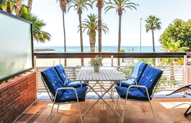 Newly Renovated Beachfront Apartment Ideally Located in Penelope - Foto 34