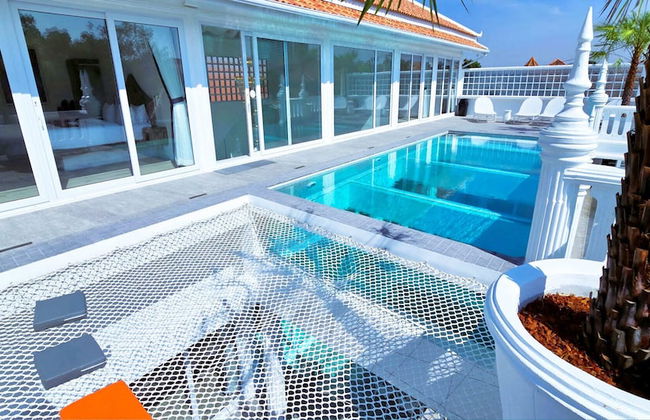 STARLAND Luxury Pool Villa Pattaya 8 Bedrooms - Photo 1