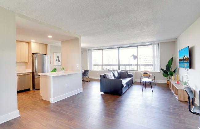 Crystal City Modern Apt w Gym - Foto 26