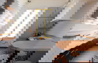 Foto 1 - Modern Apartment with Mezzanine
