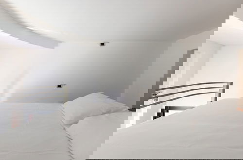 Foto 5 - Modern Apartment with Mezzanine