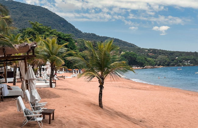 Pé na areia - Praia do Curral - Ilhabela - Foto 43