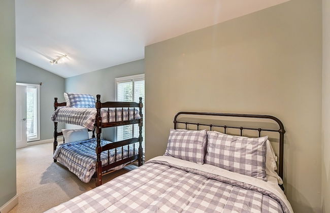 Butler Bliss by Avantstay Private Dock Views - Photo 25