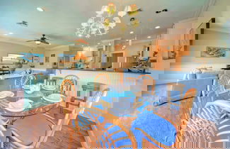 Photo 3 - Palm Palace by Avantstay Pool Amazing Old Town Location