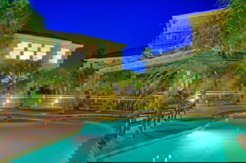 Photo 34 - Palm Palace by Avantstay Pool Amazing Old Town Location