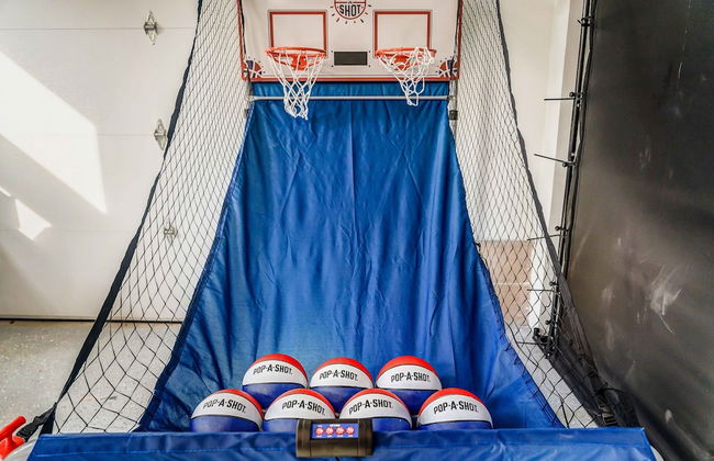 Grand Timber by Avantstay Indoor Pool Sauna Sports Court Game Room More - Photo 45