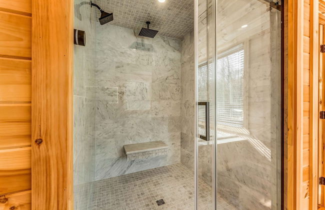 Grand Timber by Avantstay Indoor Pool Sauna Sports Court Game Room More - Photo 52
