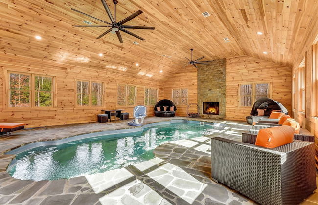Grand Timber by Avantstay Indoor Pool Sauna Sports Court Game Room More - Photo 1