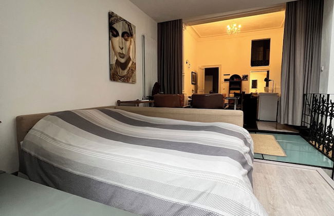 Chic Comfortable Loft and Natural Light - Foto 8
