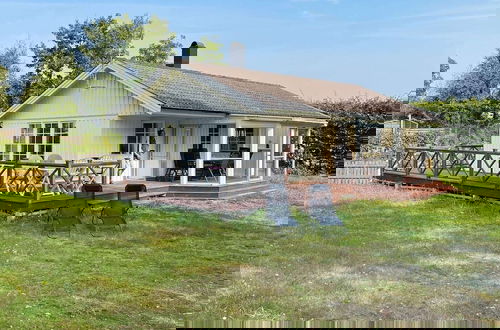 Photo 1 - 8 Person Holiday Home in Borgholm