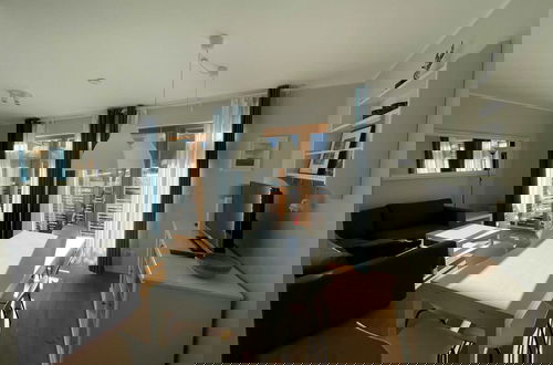 Photo 8 - Exclusive Apartment With Scenic View