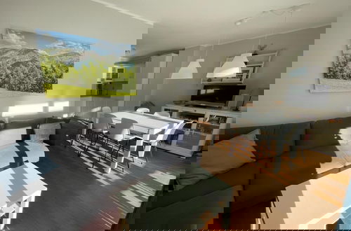 Photo 9 - Exclusive Apartment With Scenic View