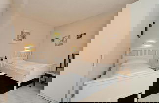 Photo 2 - Spacious Holiday Home Near Forest