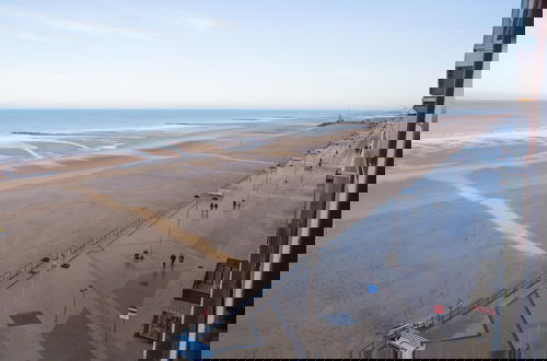 Foto 8 - Huize Noordzee Located Directly on the Beach