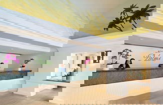 Foto 2 - Aqua Palms Condo with City View