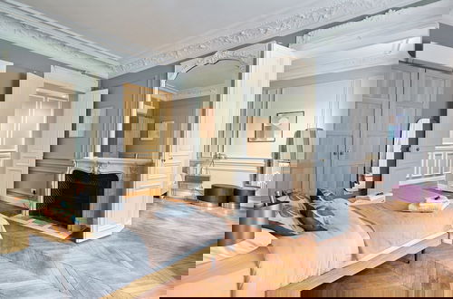 Foto 3 - Magnificent Apartment Etoile Hoche Saint Honore