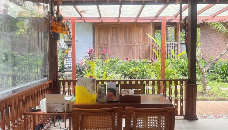 Photo 1 - Villa Lova Sambirenteng