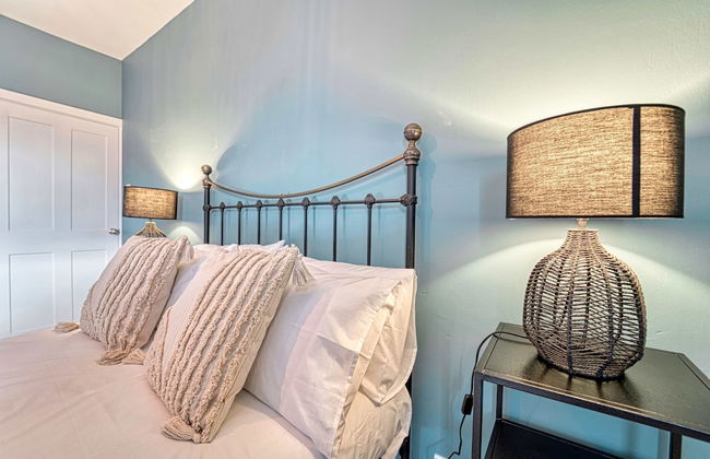 Host Stay Barton Road House - Photo 13