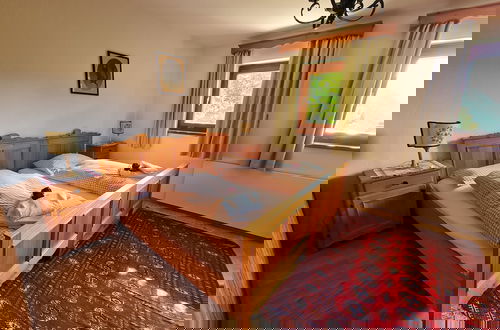 Foto 3 - Beautiful Apartment Near ski Resort