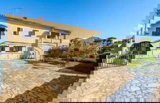Foto 1 - Spacious Apartment With Garden