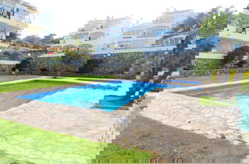 Foto 1 - Pretty Apartment Near Roses Beach
