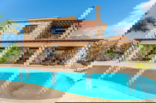 Photo 8 - Sunset View Villa in Argaka