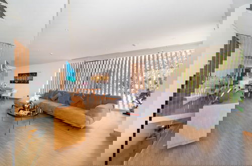 Foto 11 - Luxury 2BR Apartment in Bluepoint 82