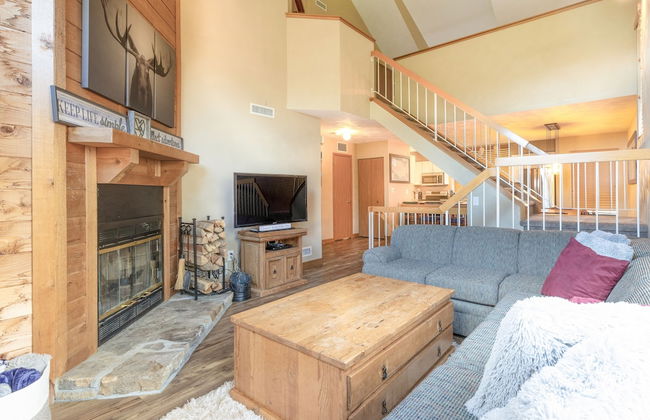 Seven Springs 2BR Loft Premium Condo, sleeps 11! by RedAwning - Foto 6