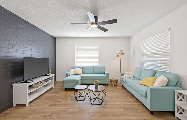 Sunny Palmetto Oasis: 4br Home With Private Pool 4 Bedroom Home by RedAwning - Foto 28