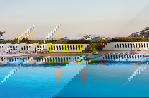 Foto 3 - Villa Cook With Pool and Terraces With sea Views