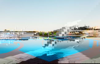 Foto 2 - Villa Cook With Pool and Terraces With sea Views