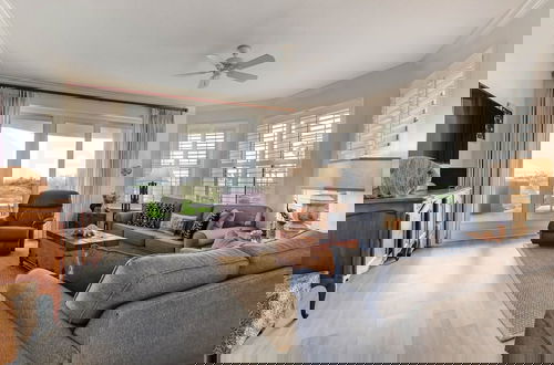 Foto 1 - Ocean Place Condo with Direct Access to the Beach by RedAwning