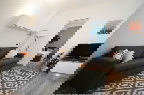 Photo 1 - Cozy Apt With Gym & Parking, Milan