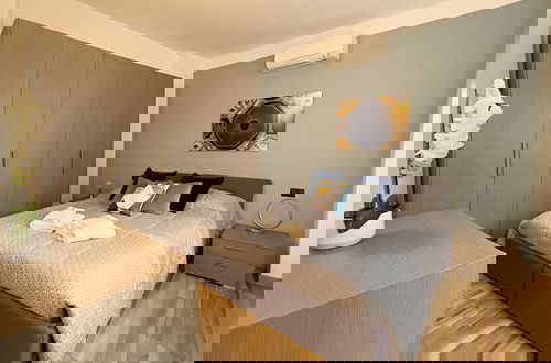 Photo 2 - Cozy Apt With Gym & Parking, Milan