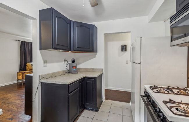 Queen G2 Mansion 3 Bedroom Home by RedAwning - Foto 8