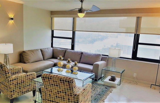 Alexander 1618 2 Bedroom Apts by RedAwning - Photo 13