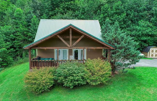 Smoky Mountain Getaway 3 Bedroom Cabin by RedAwning - Foto 24
