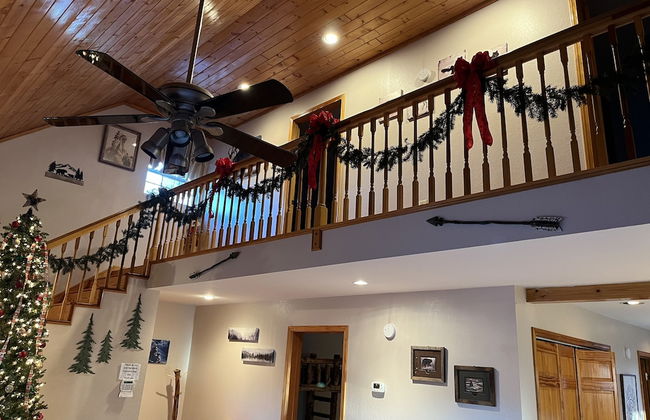 Smoky Mountain Getaway 3 Bedroom Cabin by RedAwning - Foto 21