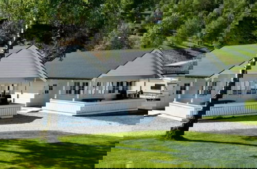 Foto 8 - Spacious Holiday Home in Kinsarvik