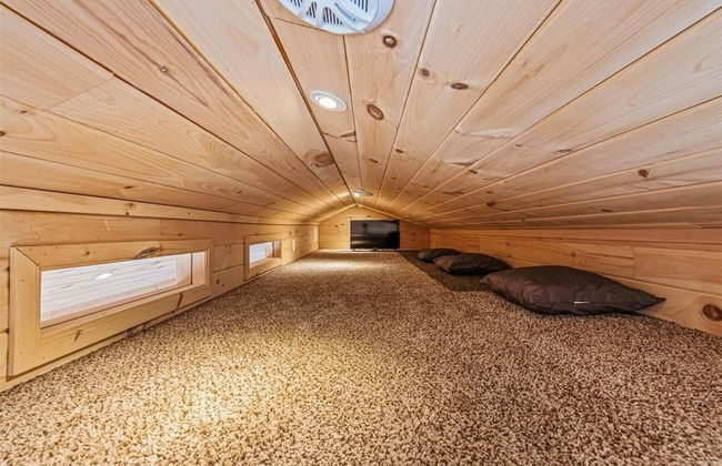 Pocono Scandinavian Cottage 2 Bedroom Cottage by RedAwning - Photo 48