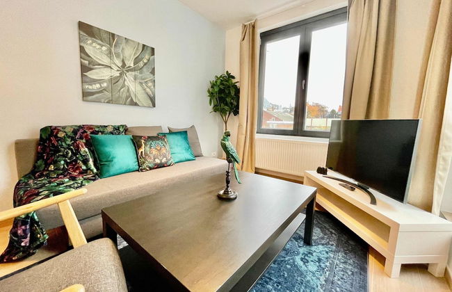 Luxury 2BR 2BA Near Fashion District by Oneluxstay - Foto 12