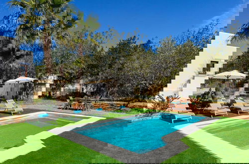 Foto 26 - Attractive Villa With Private Pool