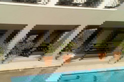 Photo 17 - Pool Bbq 3Br 2baths Parking Secure Family Friendly