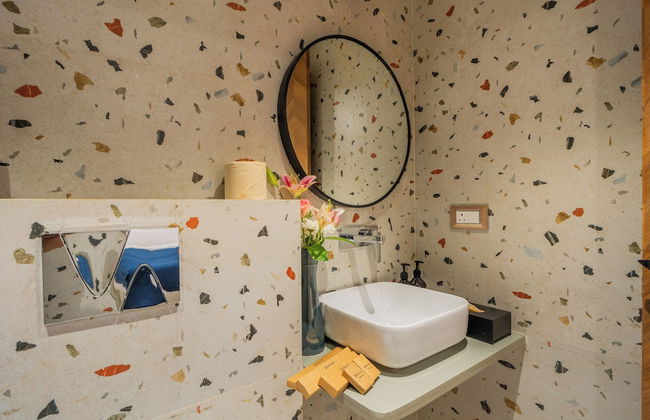 ELIVAAS Kamerios Verano 1 BHK with Pool - Foto 40